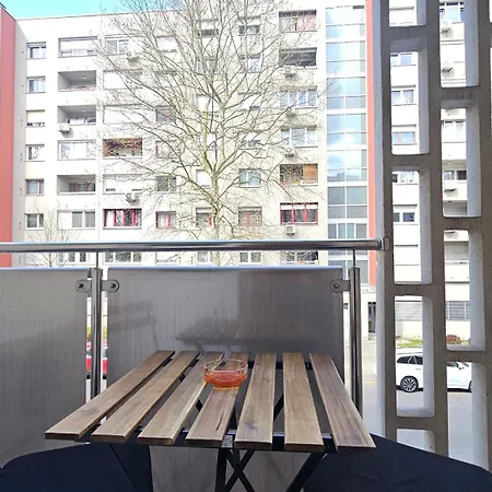 Iva Two-bedroom Tour As With Balcony And Ac, Newly Refreshed For 2026, Near Medical Faculty In Apartment *