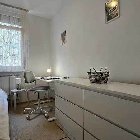 Iva Two-bedroom Tour As With Balcony And Ac, Newly Refreshed For 2026, Near Medical Faculty In Laibach